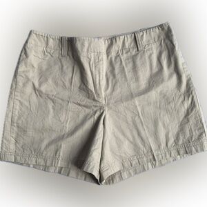 Ann Taylor cotton shorts with pinstripe detail, 2 back flap pockets, size 12